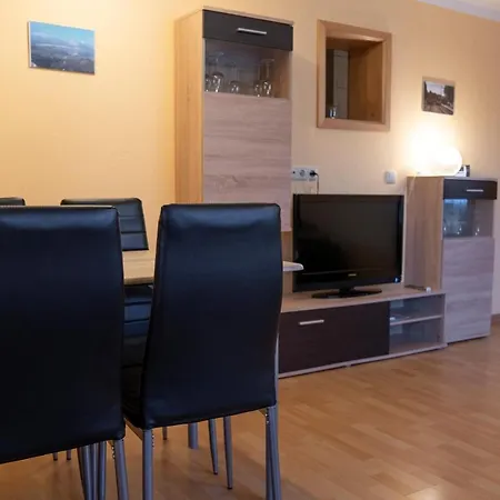 Reifberg Apartment